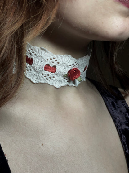 Bloody Rose Choker