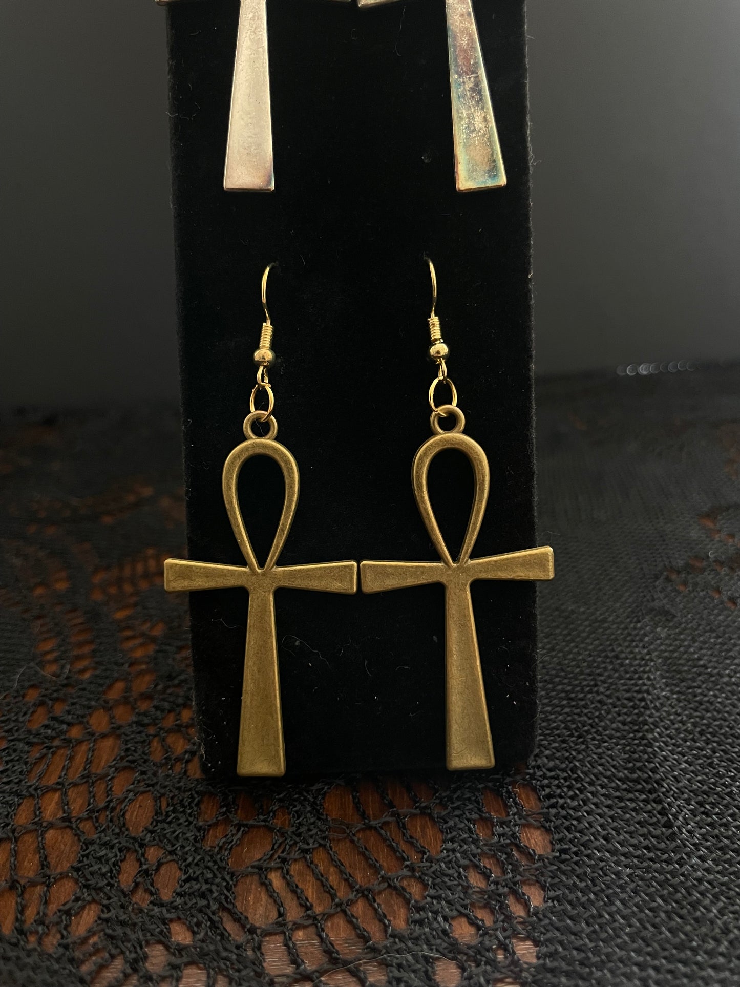 In the Flat Field Earrings
