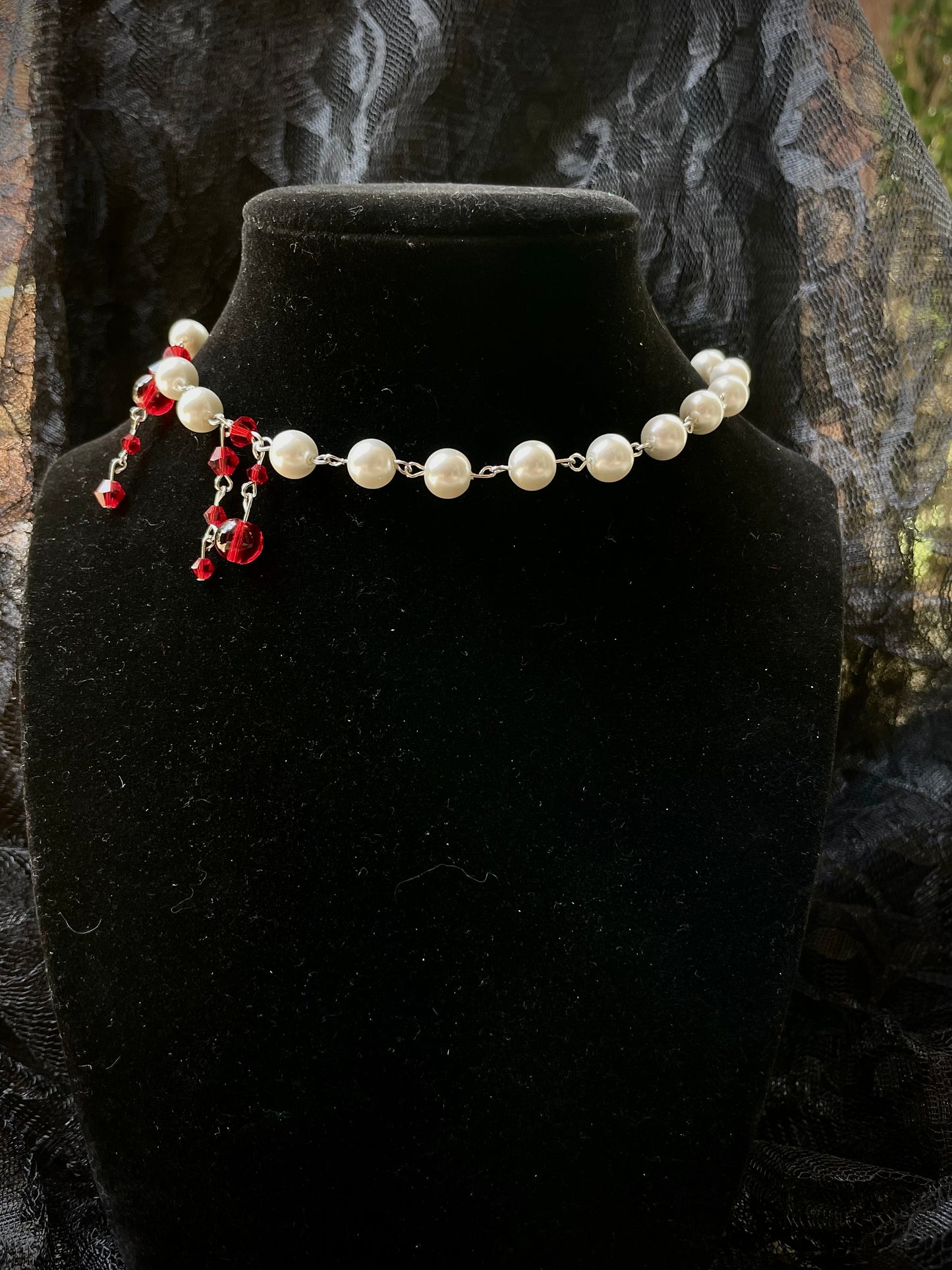 Bloodsucker Choker